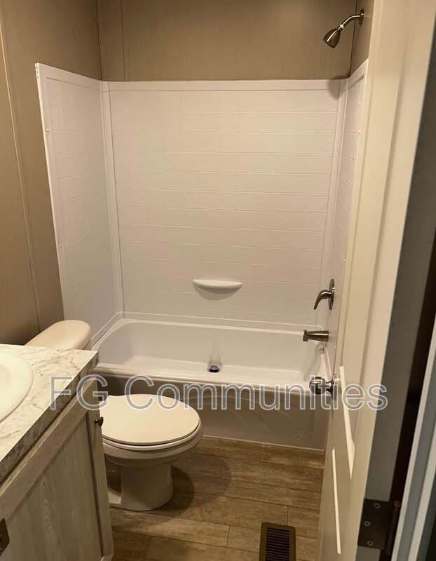 Eden House: 141 David Dr