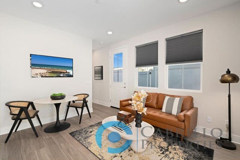 San Diego Apartment: 1695 Saturn Blvd