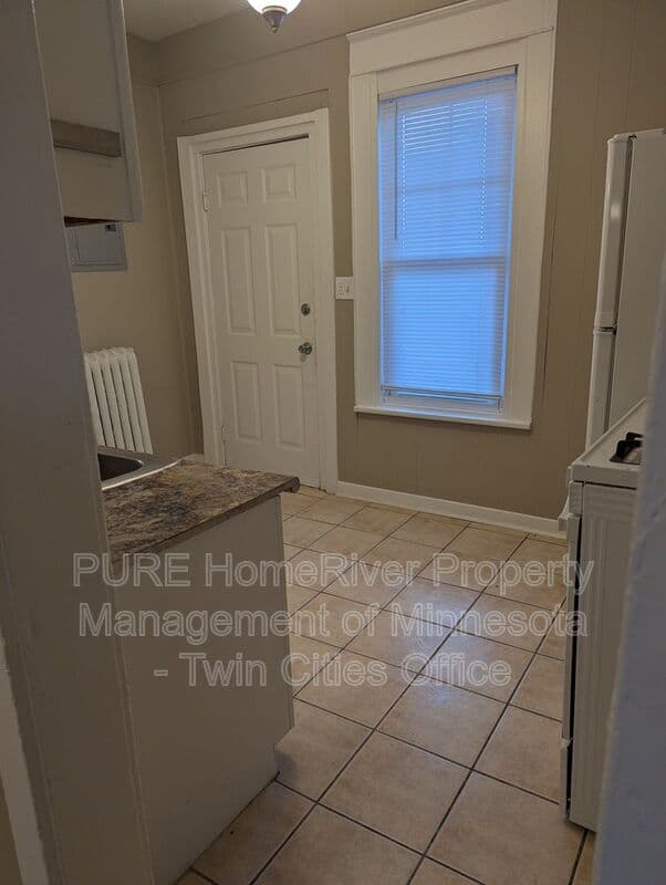 Saint Paul Condo: 605 Van Buren Ave