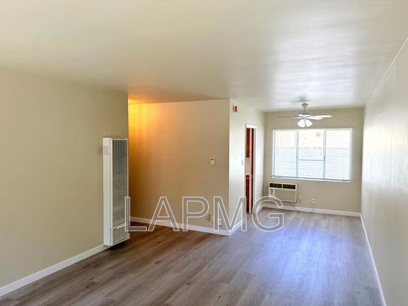 Burbank House: 318 N. Seventh St.