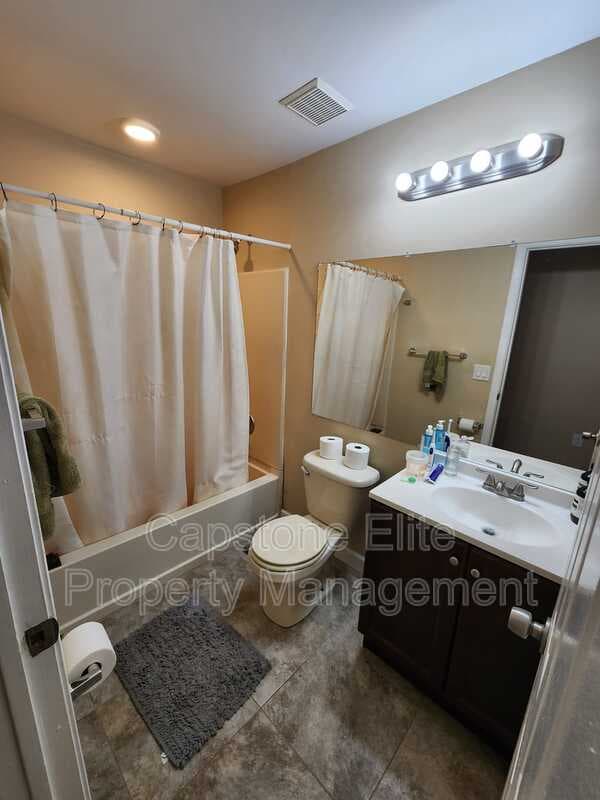 Newark Condo: 12 Colgate Drive