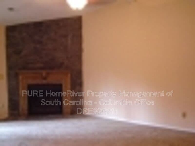 Columbia House: 109 Whitwood Circle