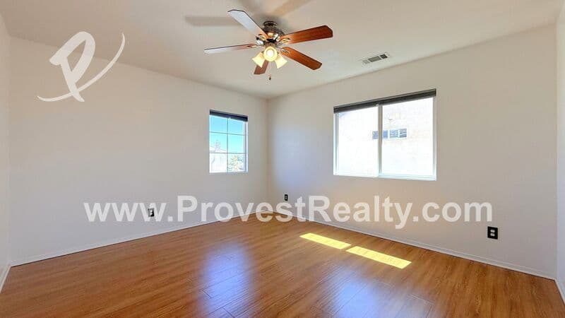Hesperia House: 9172 Ocotillo Ave