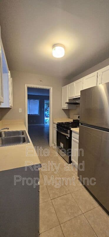 Charlotte Condo: 1803 Darbrook Dr