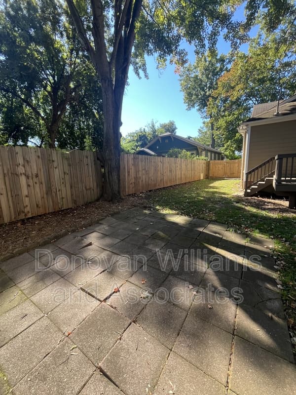 Charlotte House: 2720 Holt Street