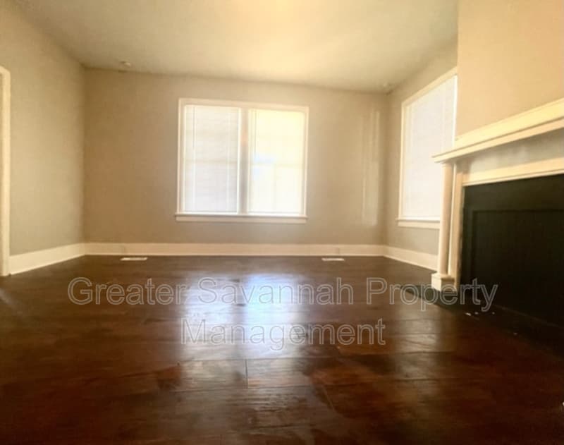 Savannah Condo: 721 East 36th Street