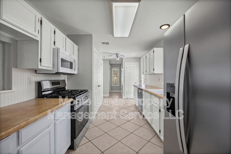 Leander House: 2502 Cynthia Court