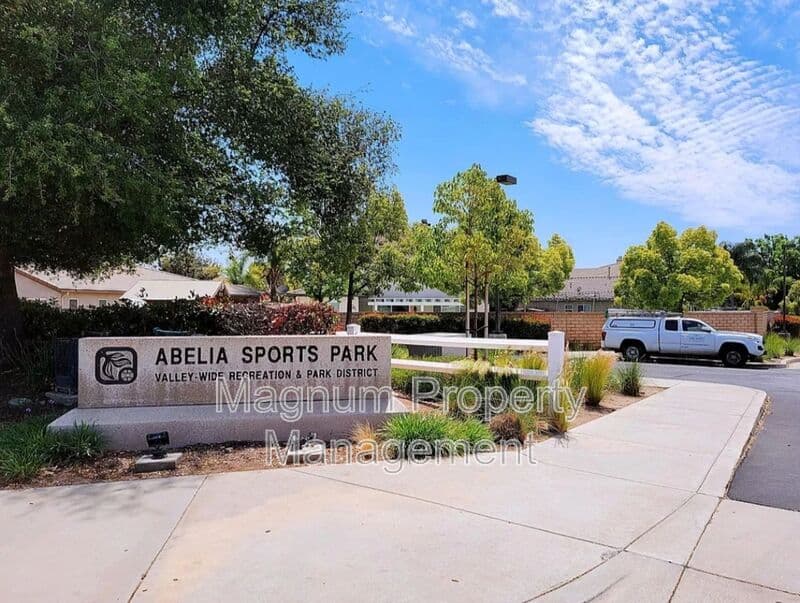 Winchester House: 35186 Orchid Dr