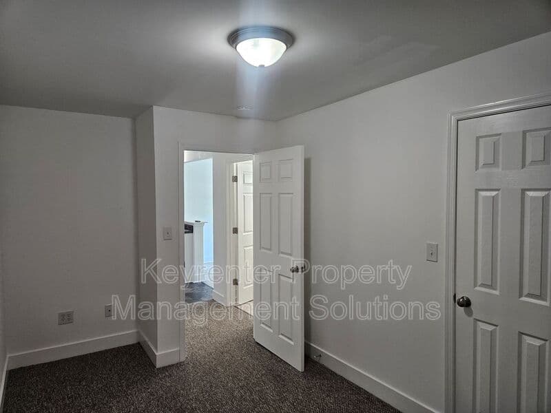 Churchville Condo: 3891 Churchville Ave