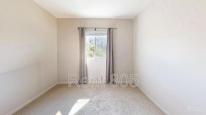 Oxnard House: 605 Flathead River Street
