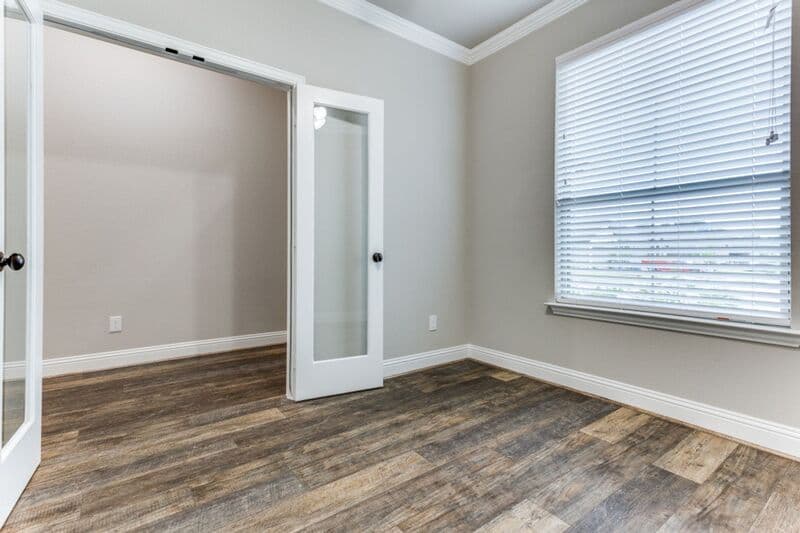 Wylie House: 506 Weston St