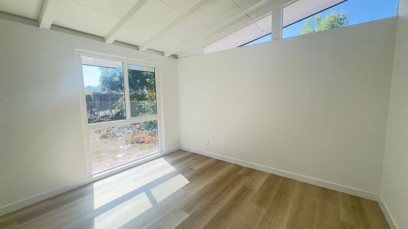 Glendora House: 1254 E Ada Ave