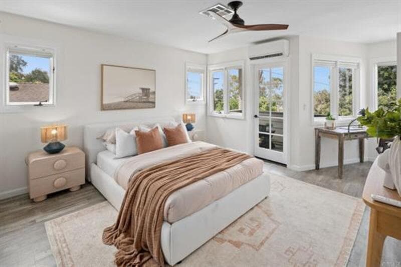 San Diego Townhome: 3711 Columbia Street