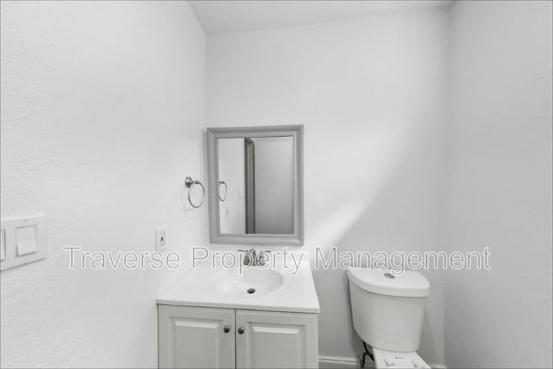 Fort Worth House: 2304 Ryan Ave