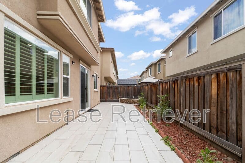 Pittsburg House: 2631 Clarita Dr