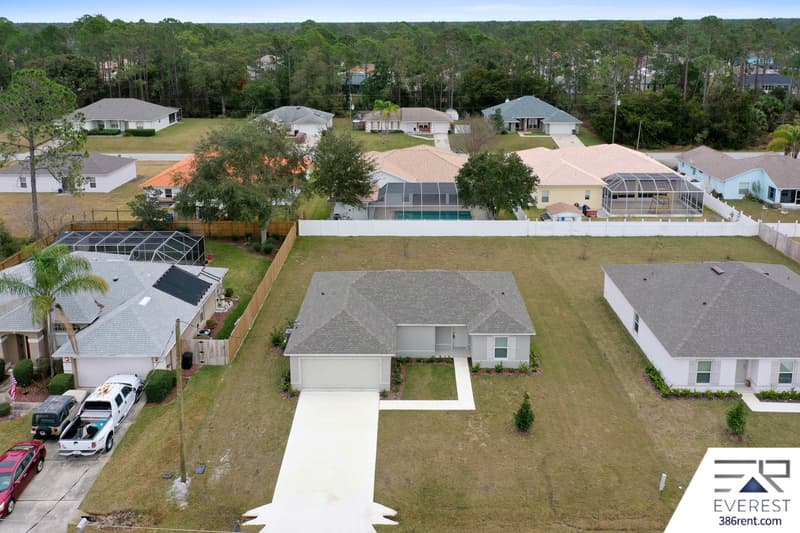 Palm Coast House: 9 Roxland Lane