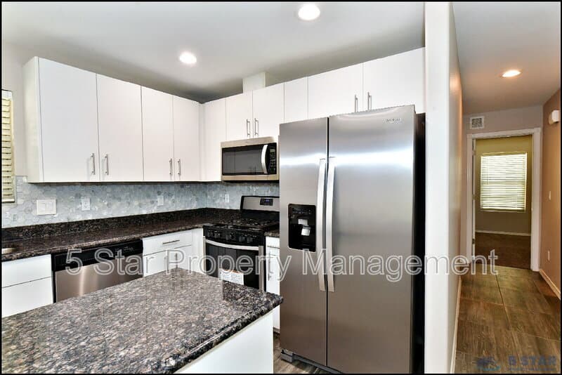 Horizon City House: 963 Aircoupe Way !!