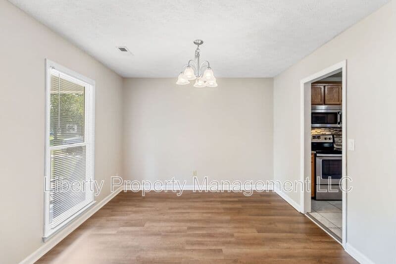 Fayetteville House: 6754 Cedar Chest Ct