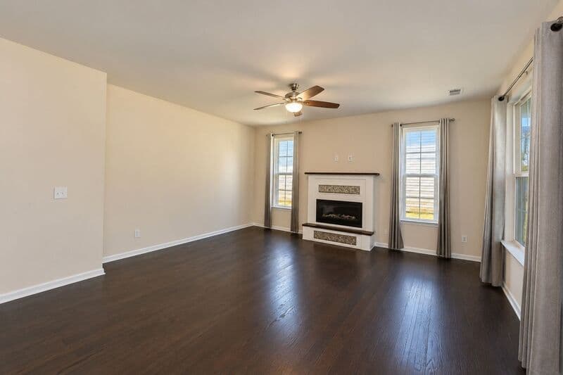 Richmond Hill House: 75 Wando View Way A
