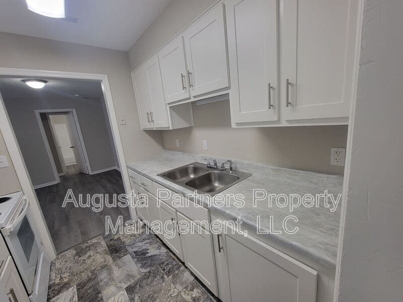 Aiken Condo: 1546 Hamilton Dr