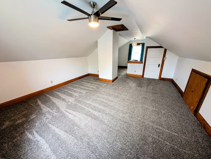 Newton House: 517 1st Avenue West