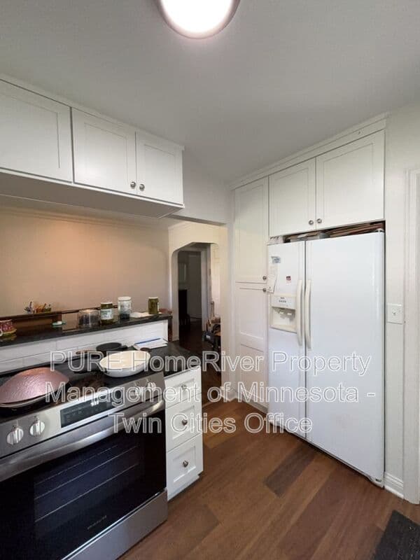 Saint Louis Park House: 2632 Toledo Avenue S