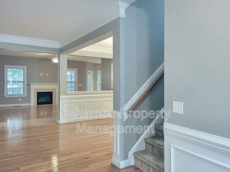 Fuquay Varina House: 414 Banagher Ln