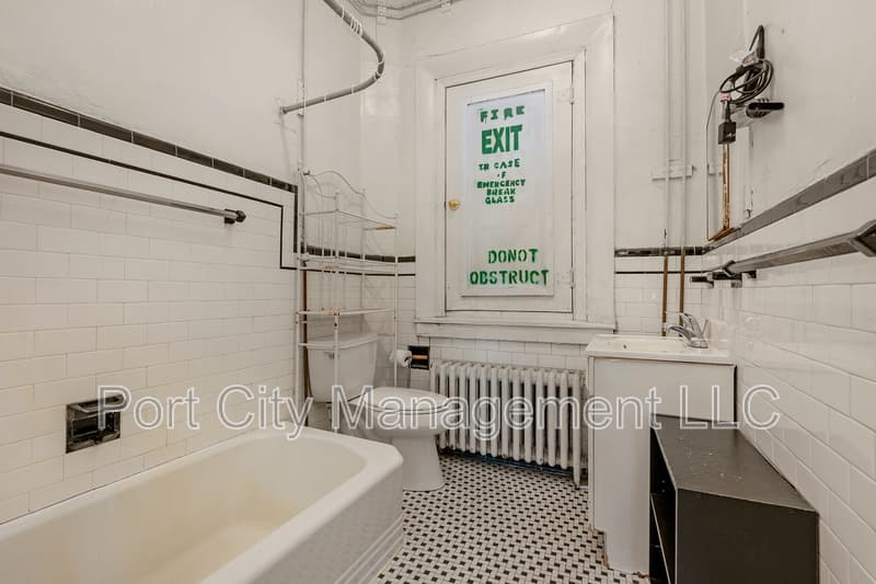 Baltimore Condo: 931 Saint Paul Street - Unit 3R