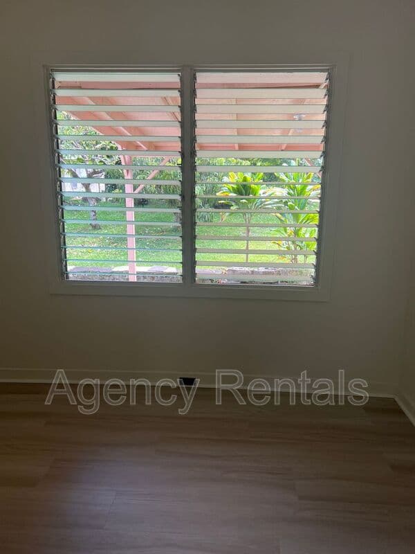 Honolulu Condo: 2835 & 2841 Kolowalu St