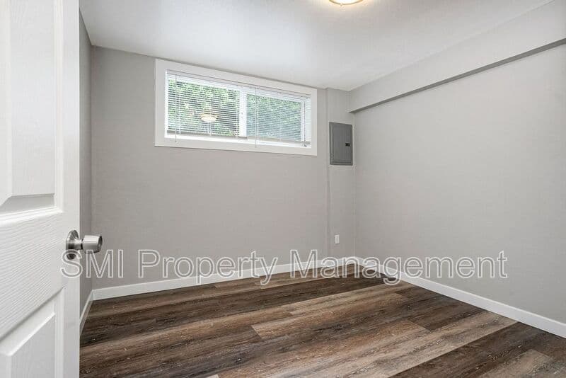 Corvallis House: 1250 NW 29th Street