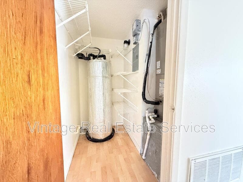 St. Petersburg Apartment: 3301 58th Ave S