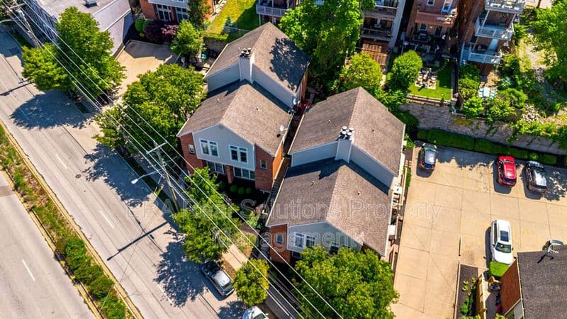 CIncinnati Condo: 2132 Gilbert Ave.