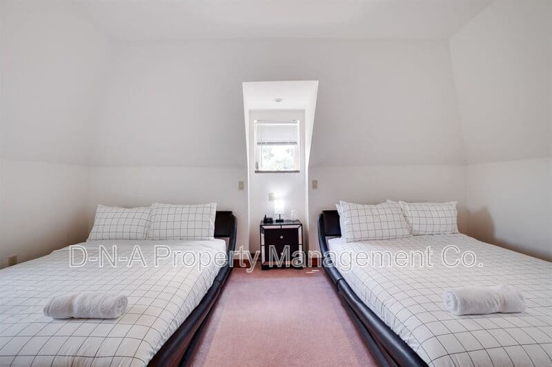 Mount Pocono House: 133 Montanesca Road