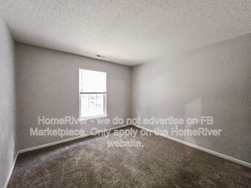 Indianapolis House: 5612 Dollar Forge Dr
