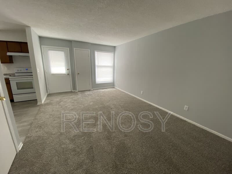 Des Moines House: 1332 E 37th St