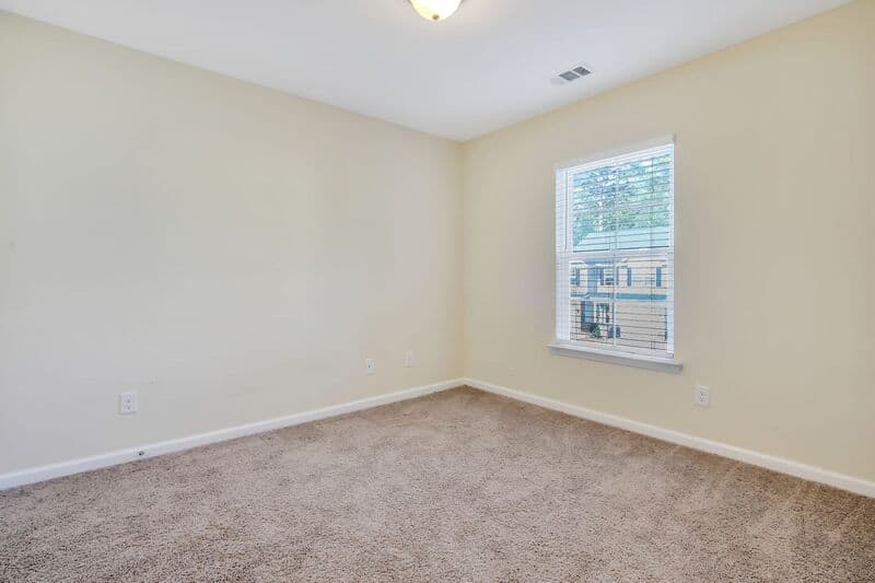 Richmond Hill House: 285 Cantle Dr