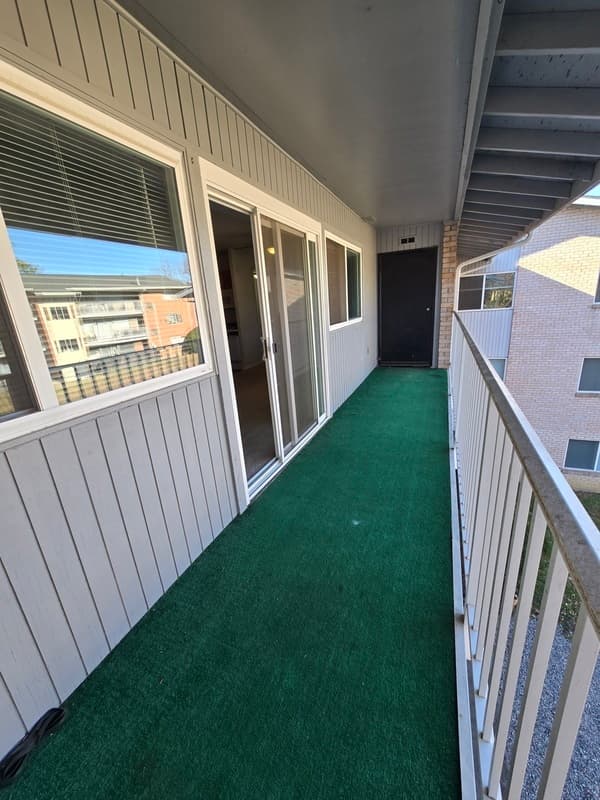 Richmond Condo: 808 Brook Hill Rd