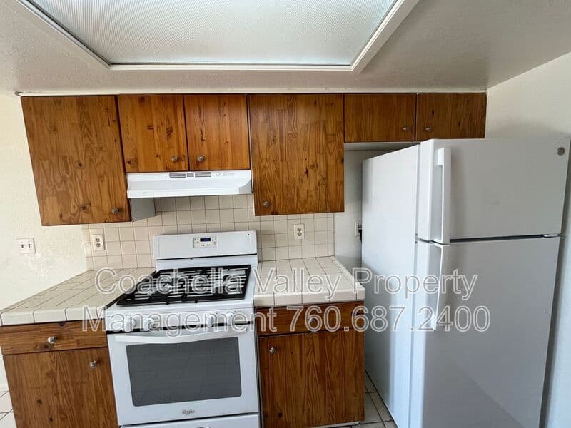 Cathedral City House: 32455 Cielo Vista Rd