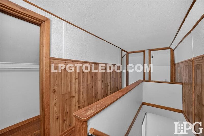 Toledo House: 3610 Burton Ave.