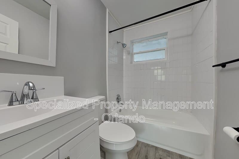 Orlando House: 561 Raleigh St