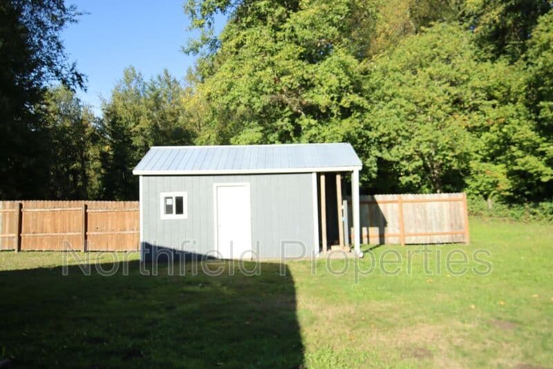 Tulalip House: 12105 26th Ave NE