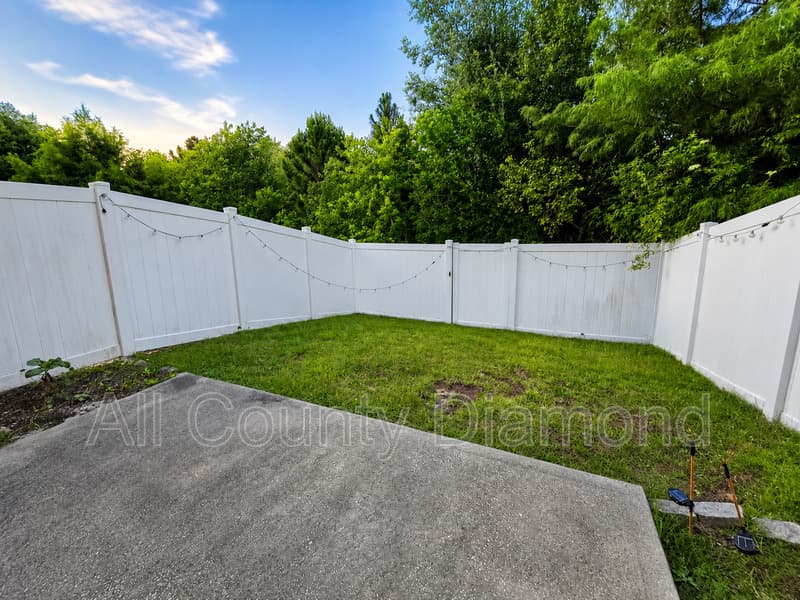 Callaway House: 5940 Callaway Circle