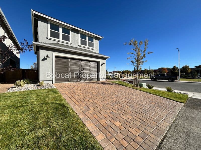 Carson City House: 1383 Vine Gate Rd
