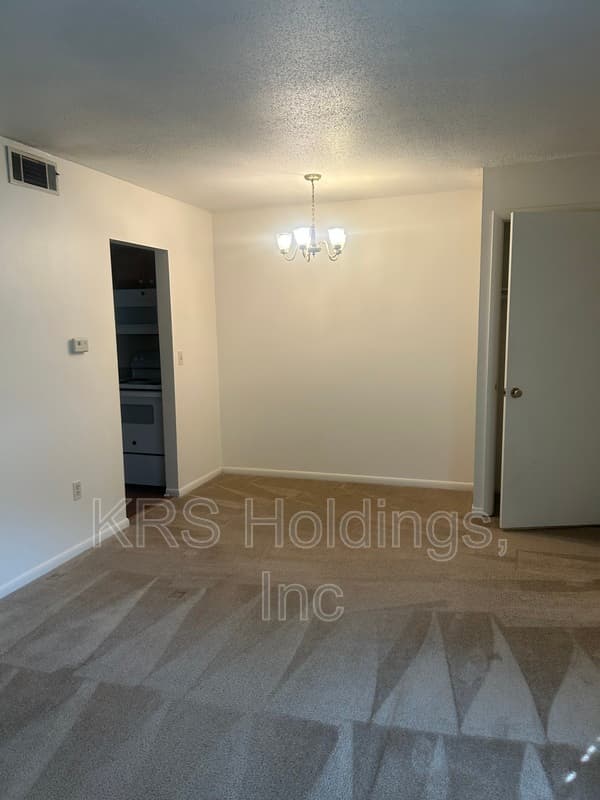 Bridgewater Condo: 314 Pope St Unit 3