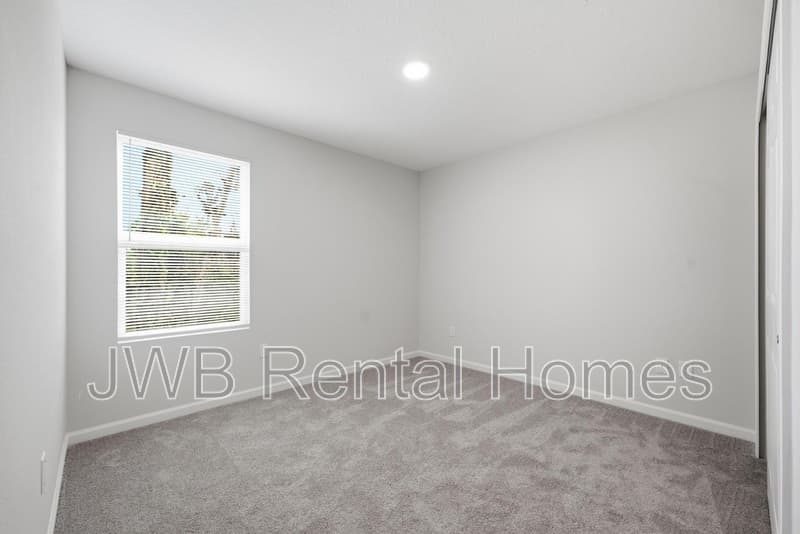 Jacksonville House: 7648 Eaton Ave