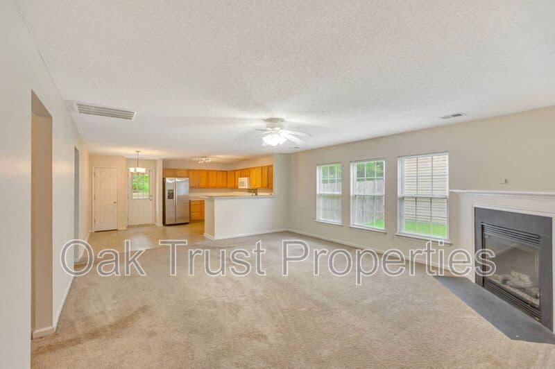 Ladson House: 1053 Friartuck Trail