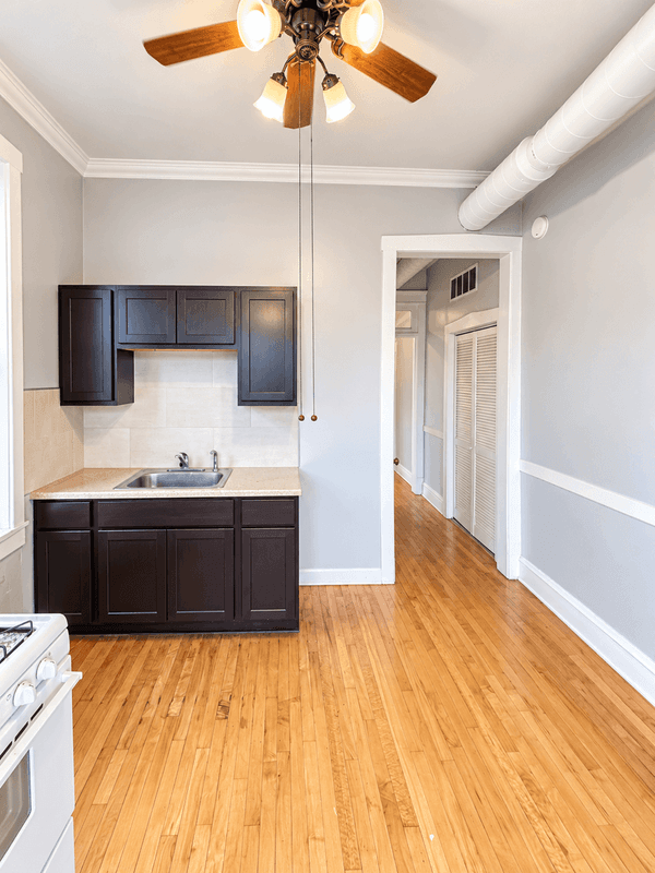 Chicago Condo: 2303 South Oakley Avenue