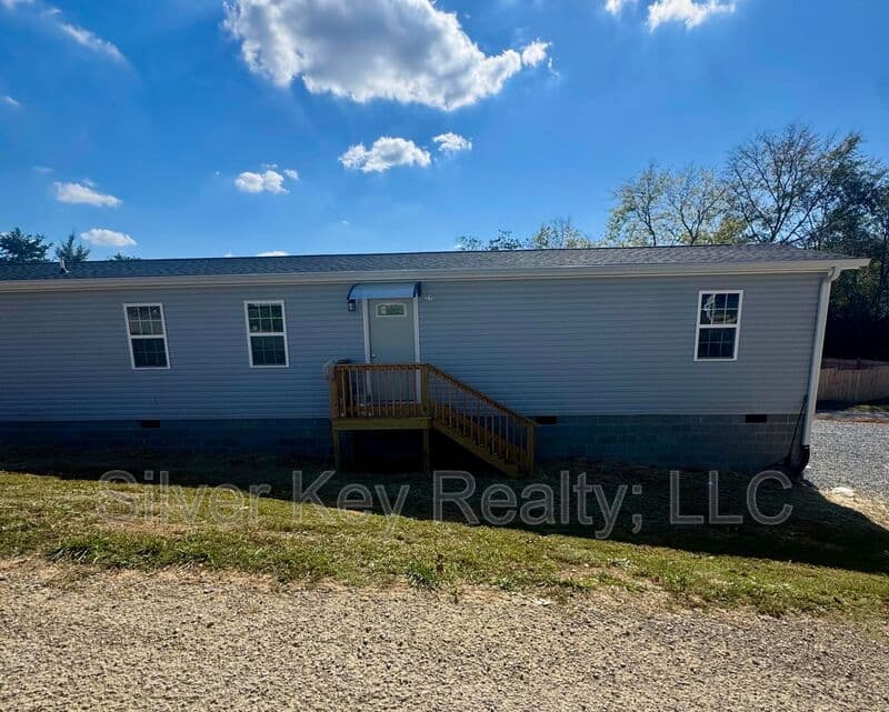 Athens Condo: 3000 Highway 11 S.