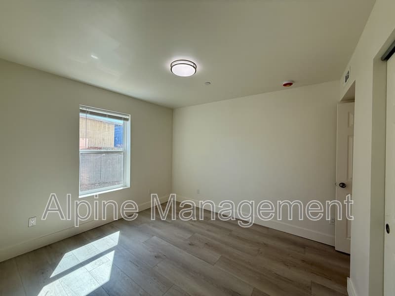 Oakland Condo: 1436 55th Avenue