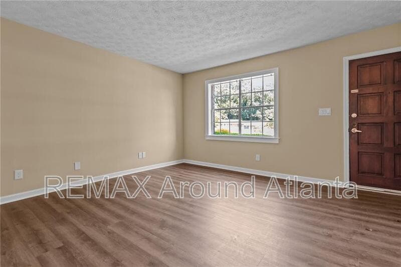 Lawrenceville Townhome: 392 Northdale Court